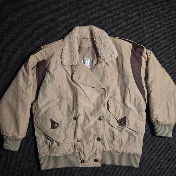 Mulberry Jackets & Blazers - Vintage 90s Mulberry Street Coat. Womans L